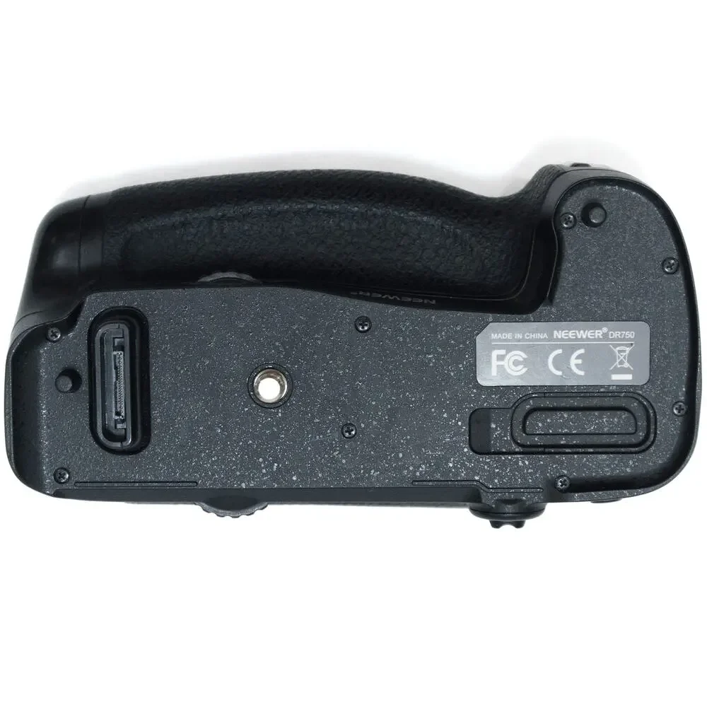 Neewer DR750 Vertical Battery Grip Nikon D750 DSLR Camera